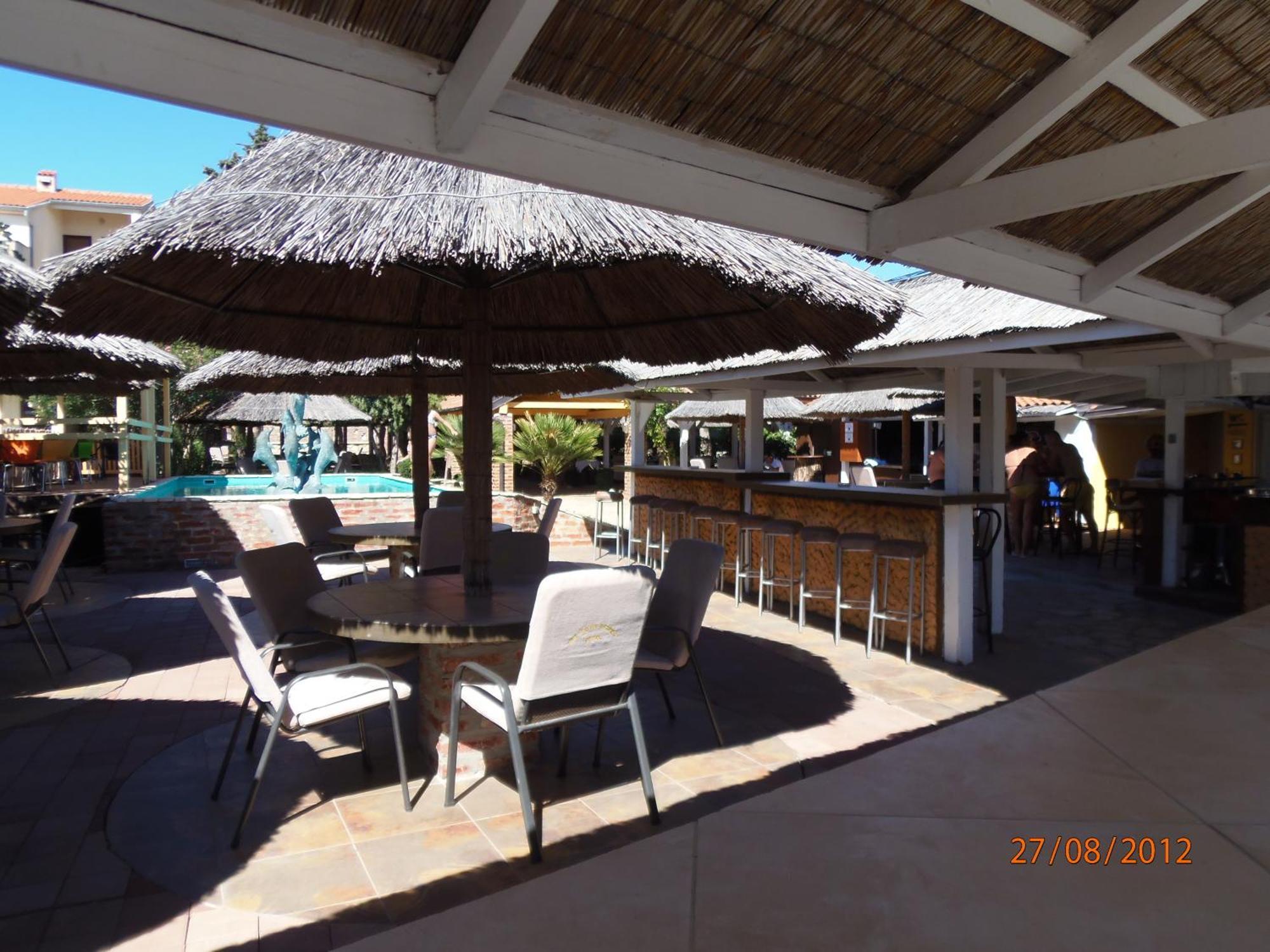 Tribalj Tribunia Beach Hotel מראה חיצוני תמונה